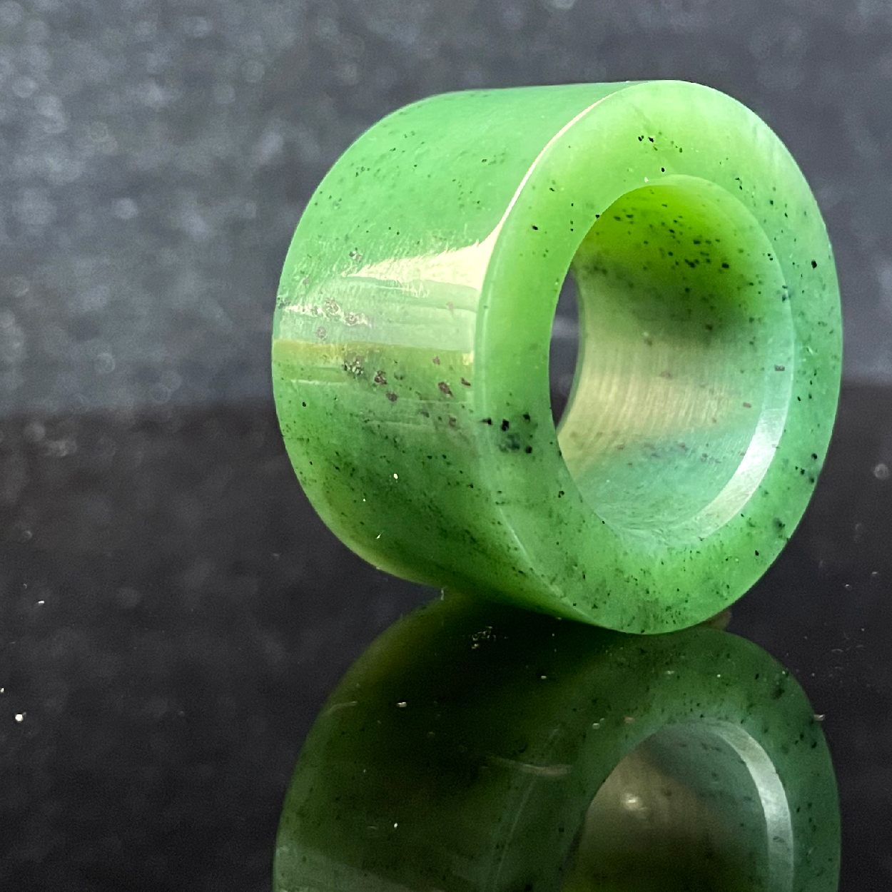 和田玉碧玉戒指扳指内直径22.10mm