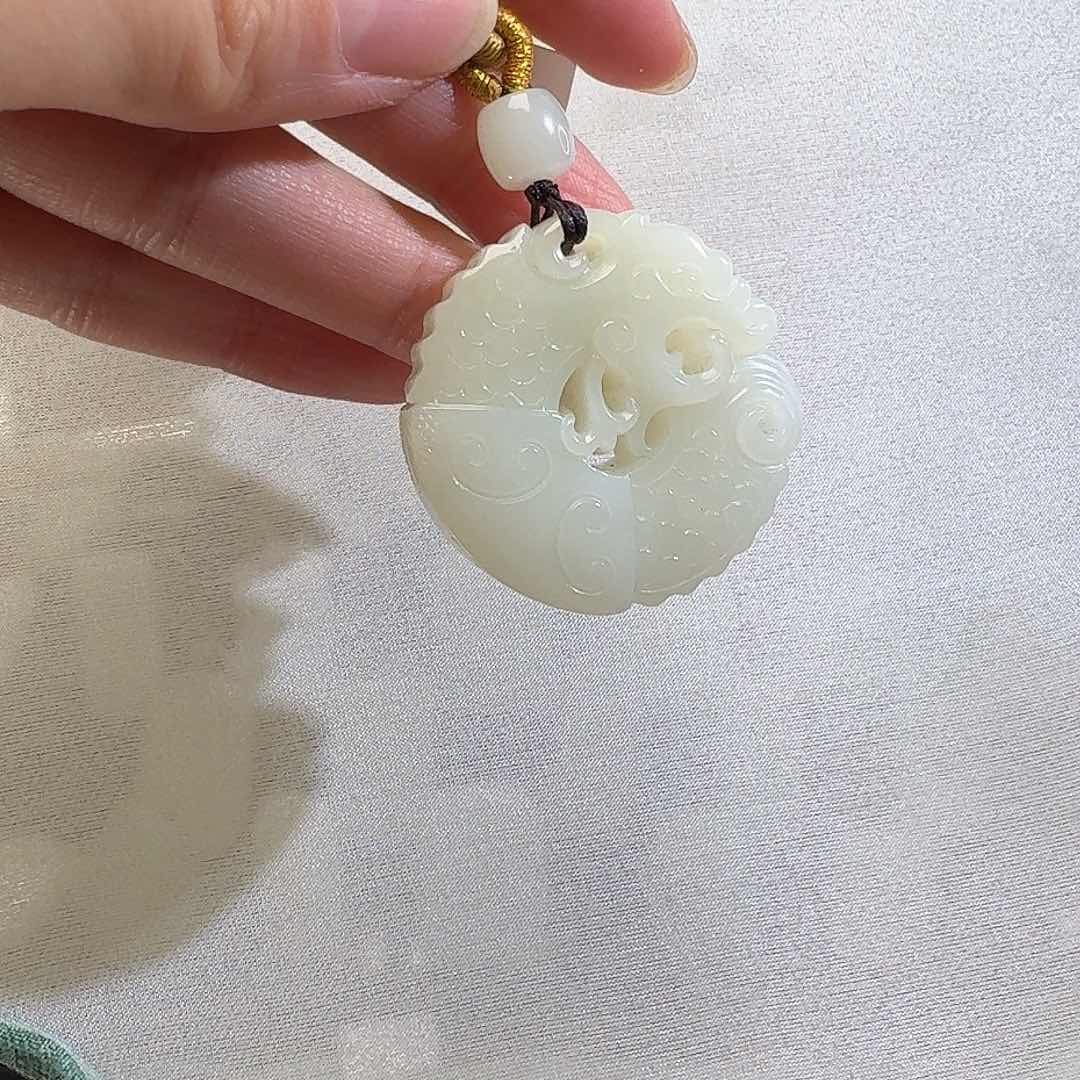 和田玉颈饰未镶嵌米达27g