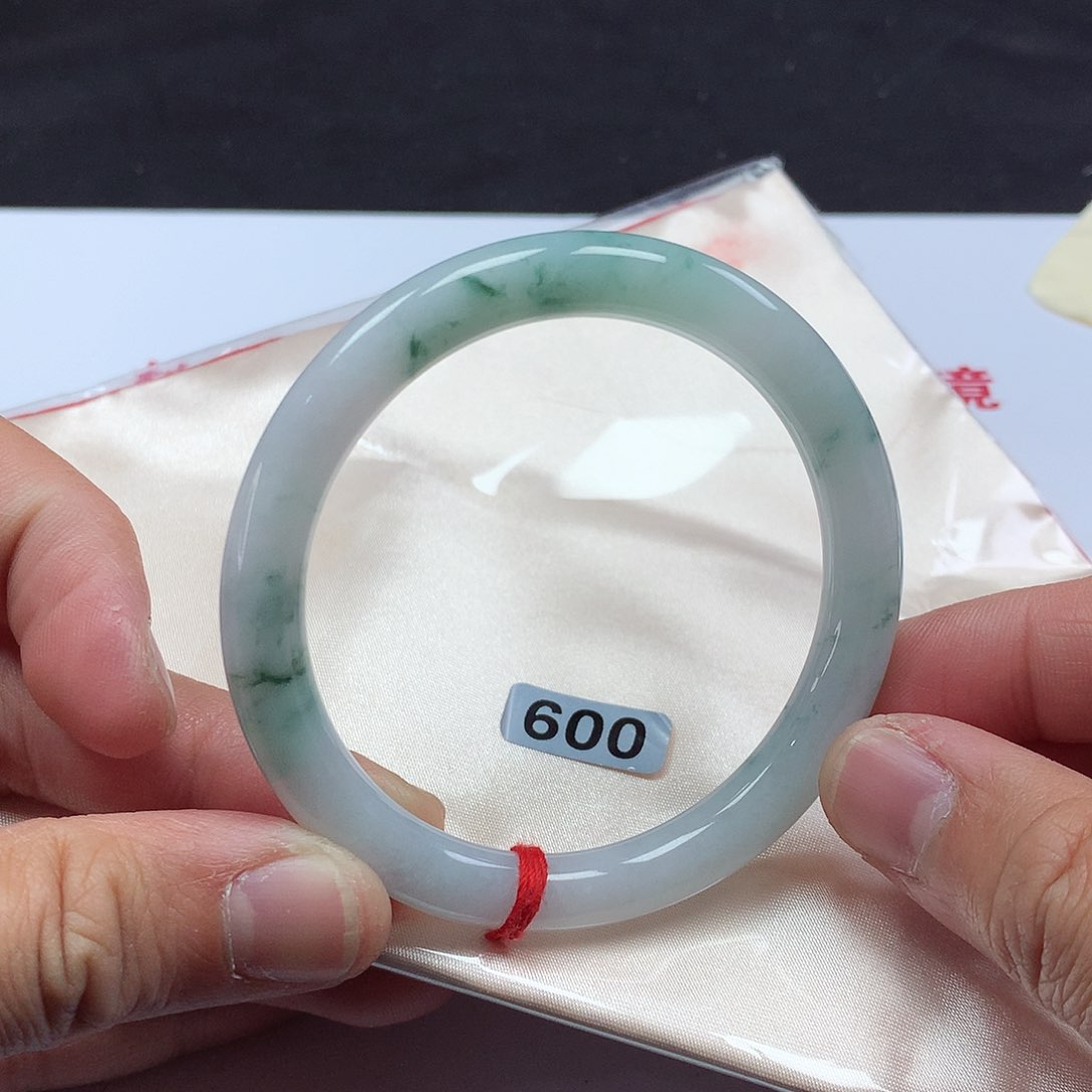 翡翠手镯未镶嵌54圆条