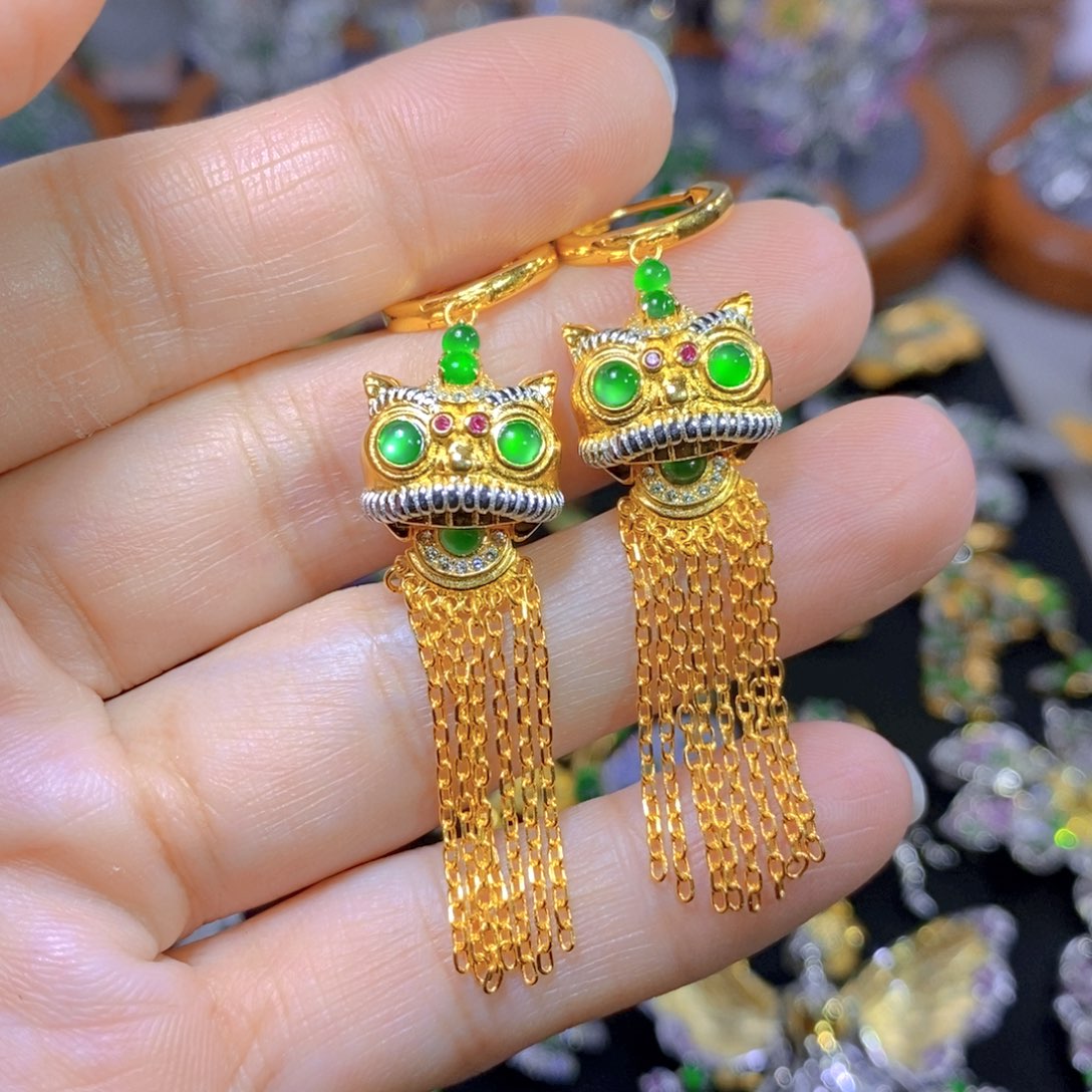 翡翠颈饰银S925镶嵌天然翡翠