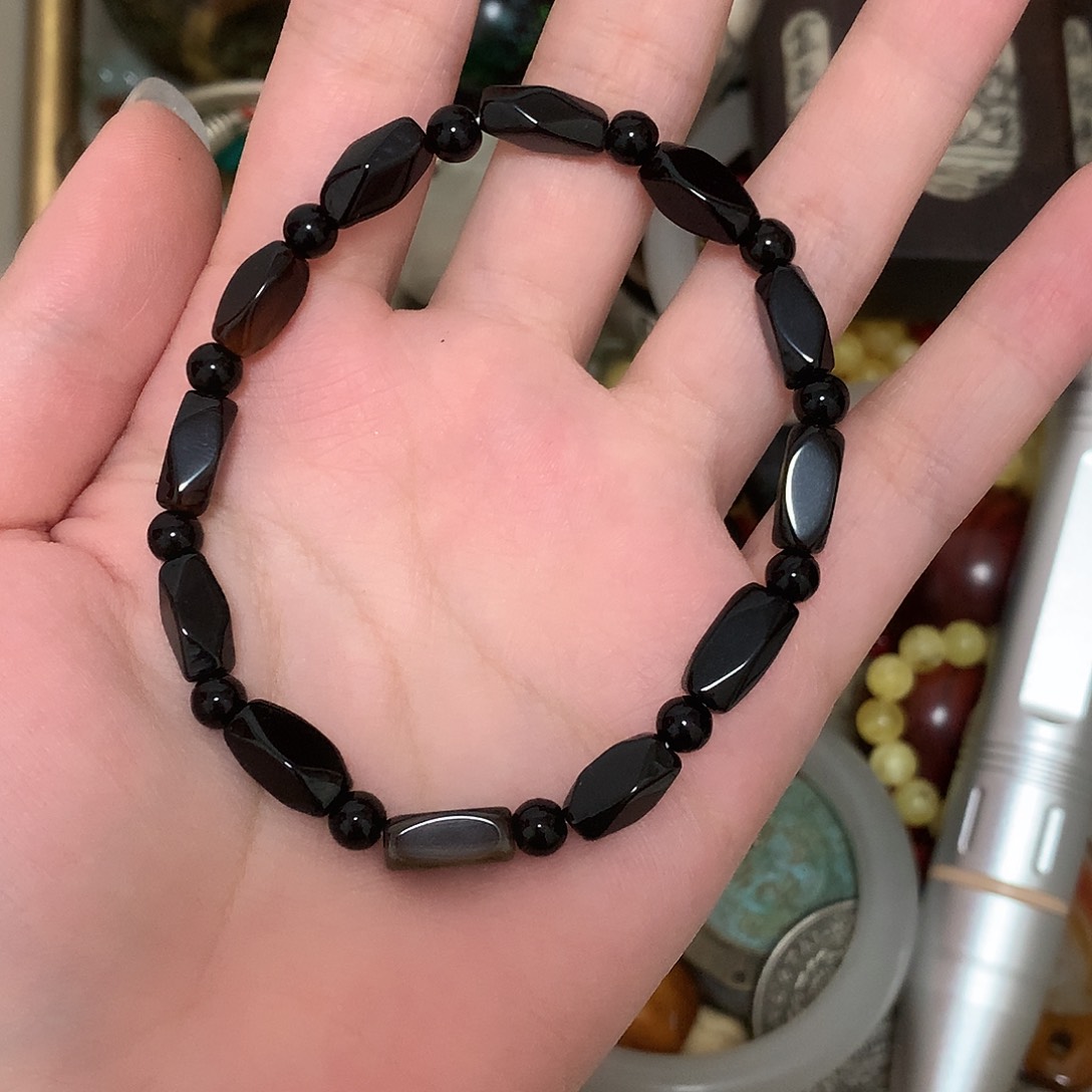 玛瑙/玉髓颈饰合金赵*国