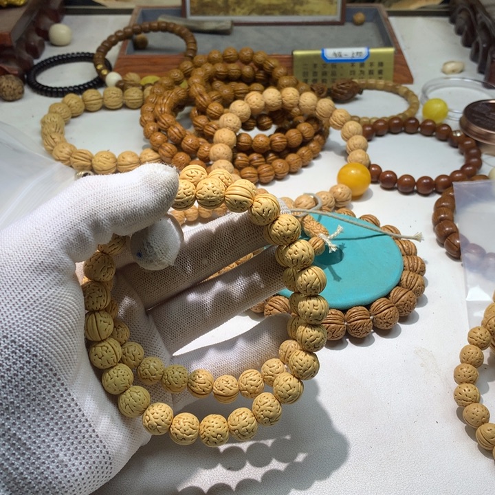 若***师吊坠桃核桃核手串