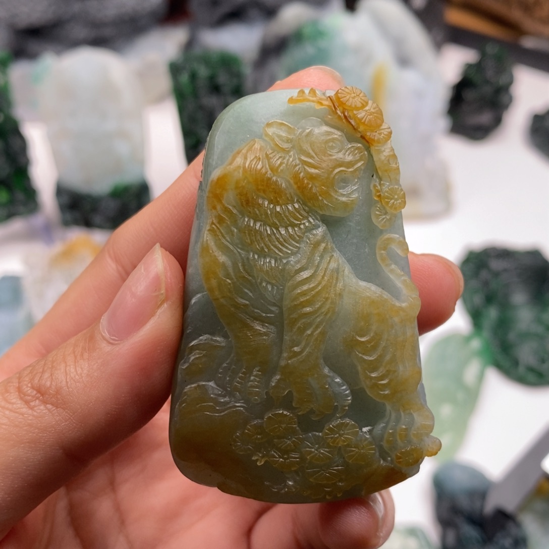 定制翡翠未镶嵌翡翠