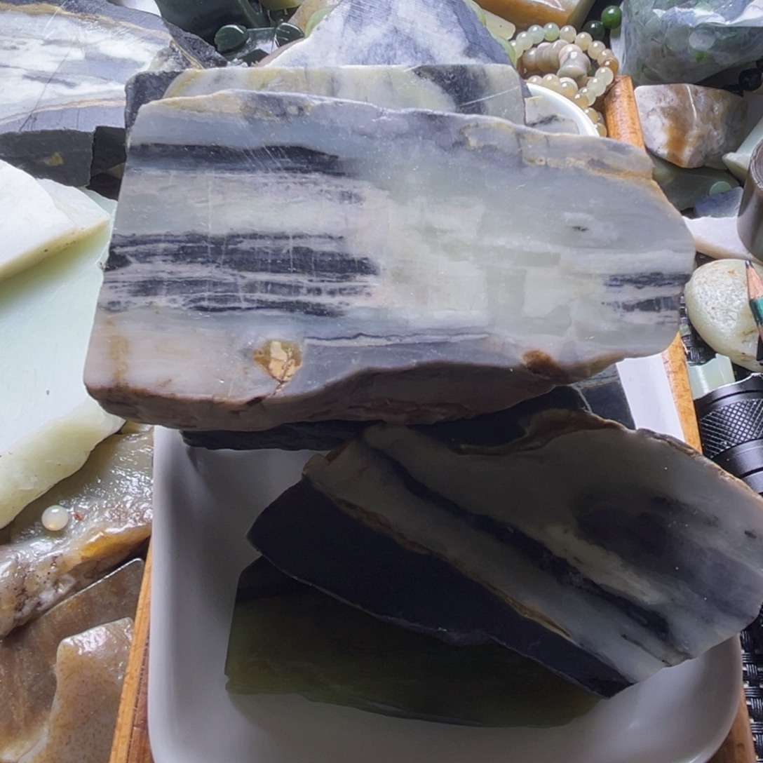 破***。和田玉（糖玉）未镶嵌挂件