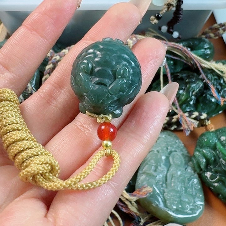 和田玉把件未镶嵌