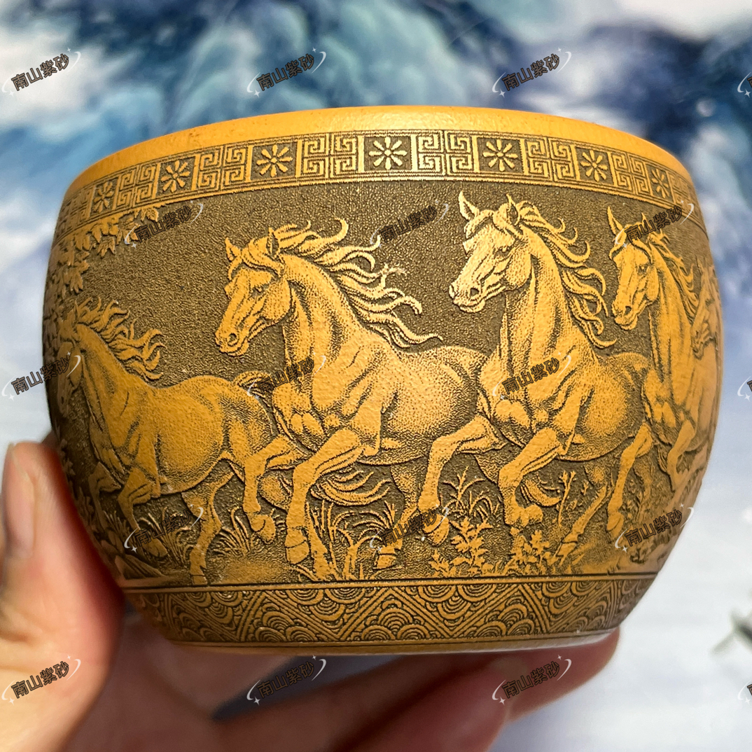 宜兴全手工紫砂茶具原矿黄金朱泥料刻绘八骏图紫砂主人杯紫砂杯