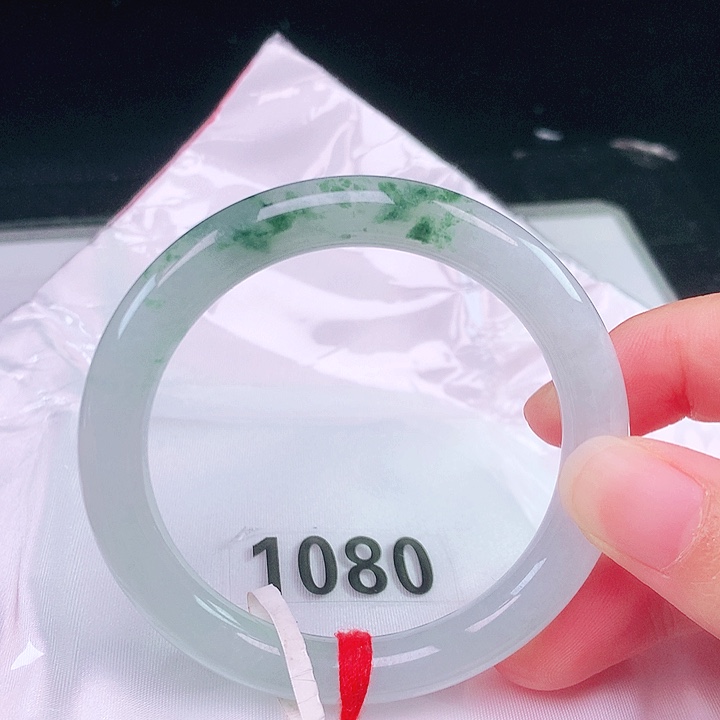 翡翠未镶嵌手镯翡翠手镯