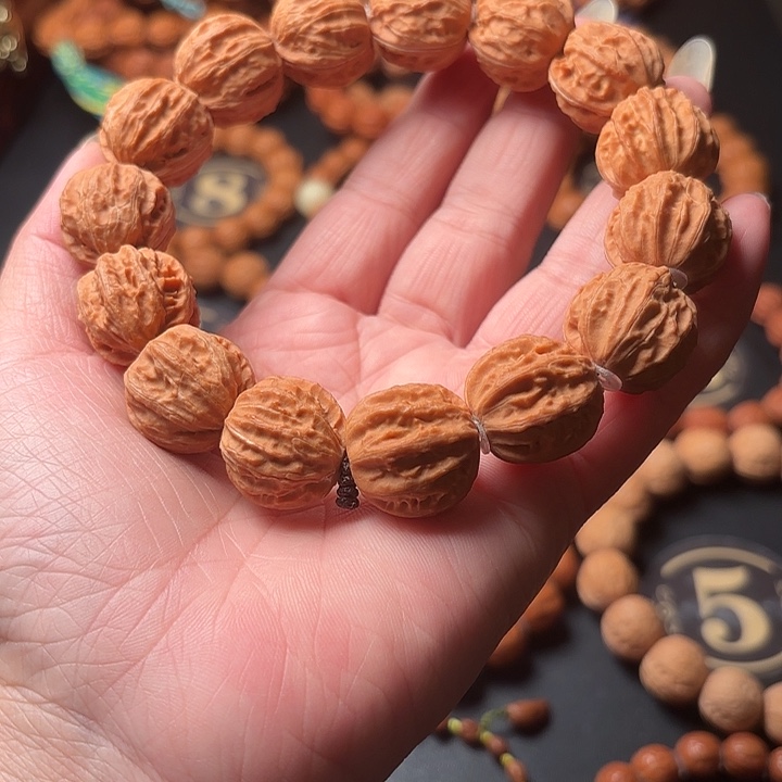 文玩核桃手串野生