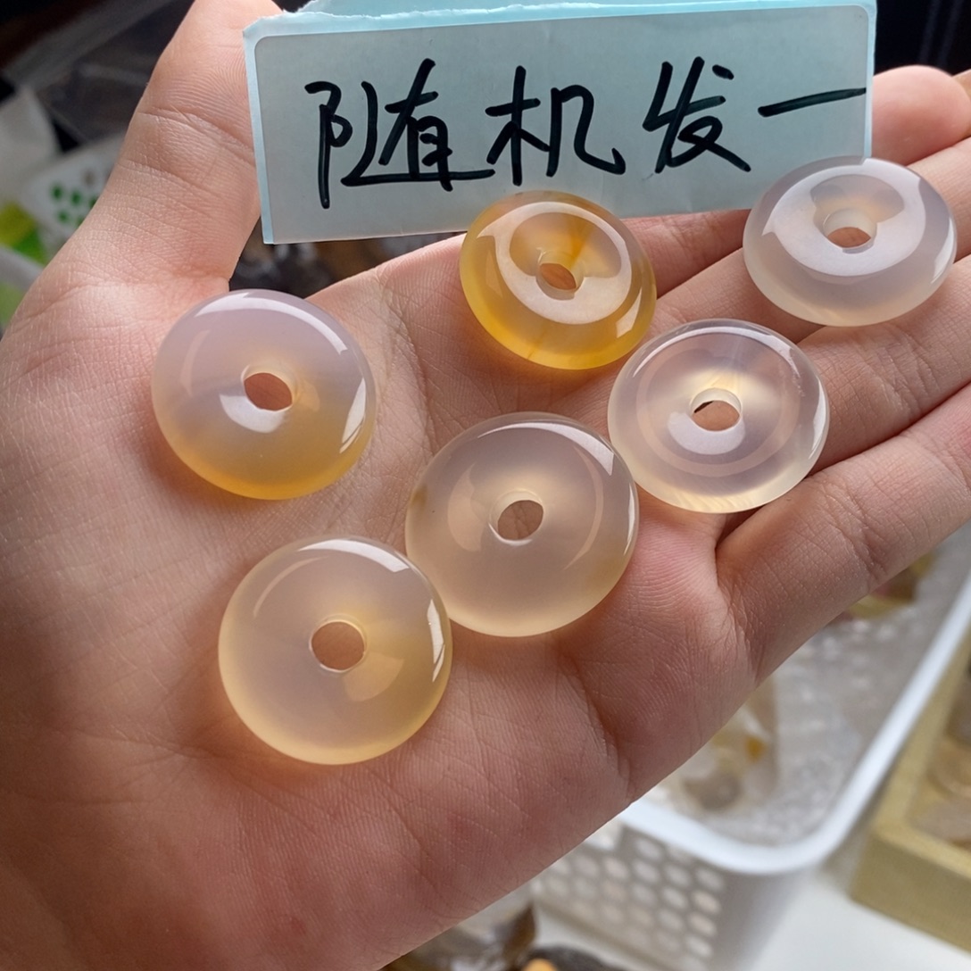 玛瑙/玉髓未镶嵌颈饰