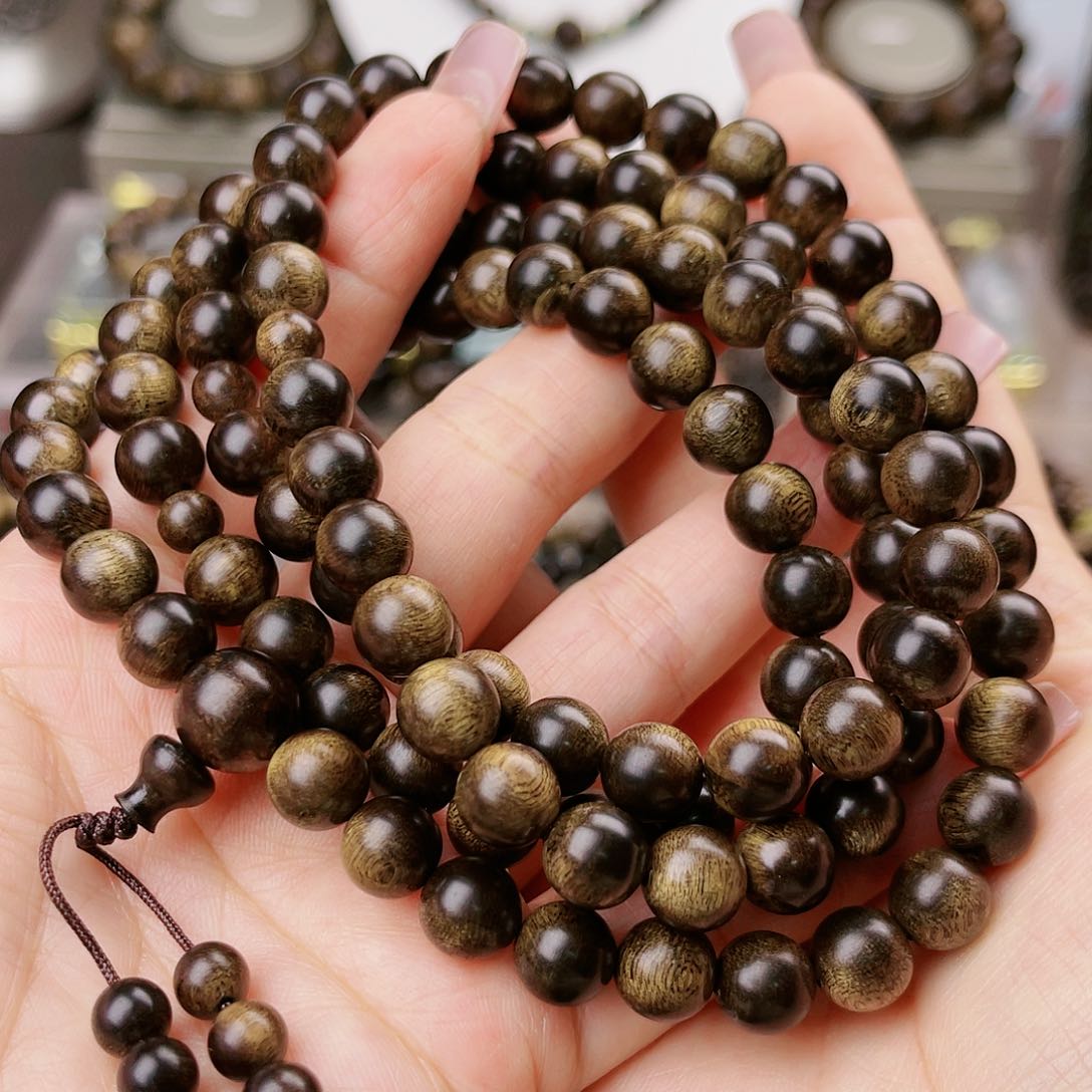 沉香手串良*越南芽庄白棋玉化古董窖藏樱子瘤疤0.8×108