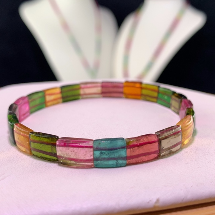 双色碧玺手链未镶嵌