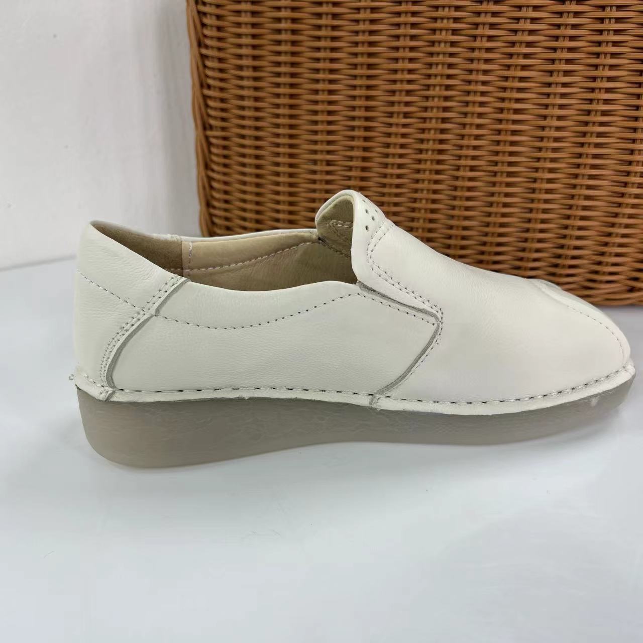 Y021（运动码）女鞋 经典低帮一脚蹬皮面轻便舒适时尚休闲鞋1仓