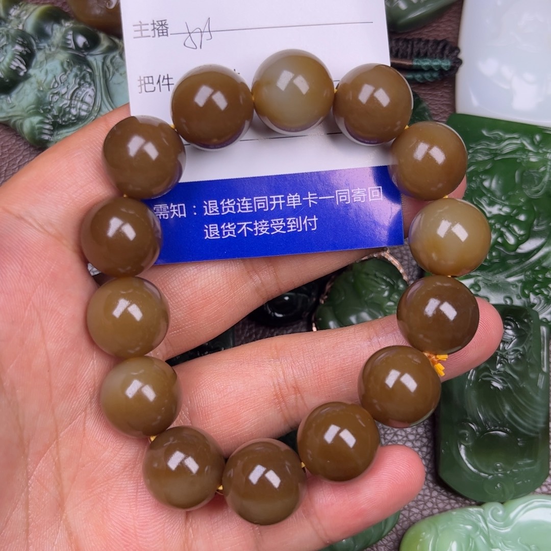 柯***格和田玉未镶嵌吊坠(不含链)