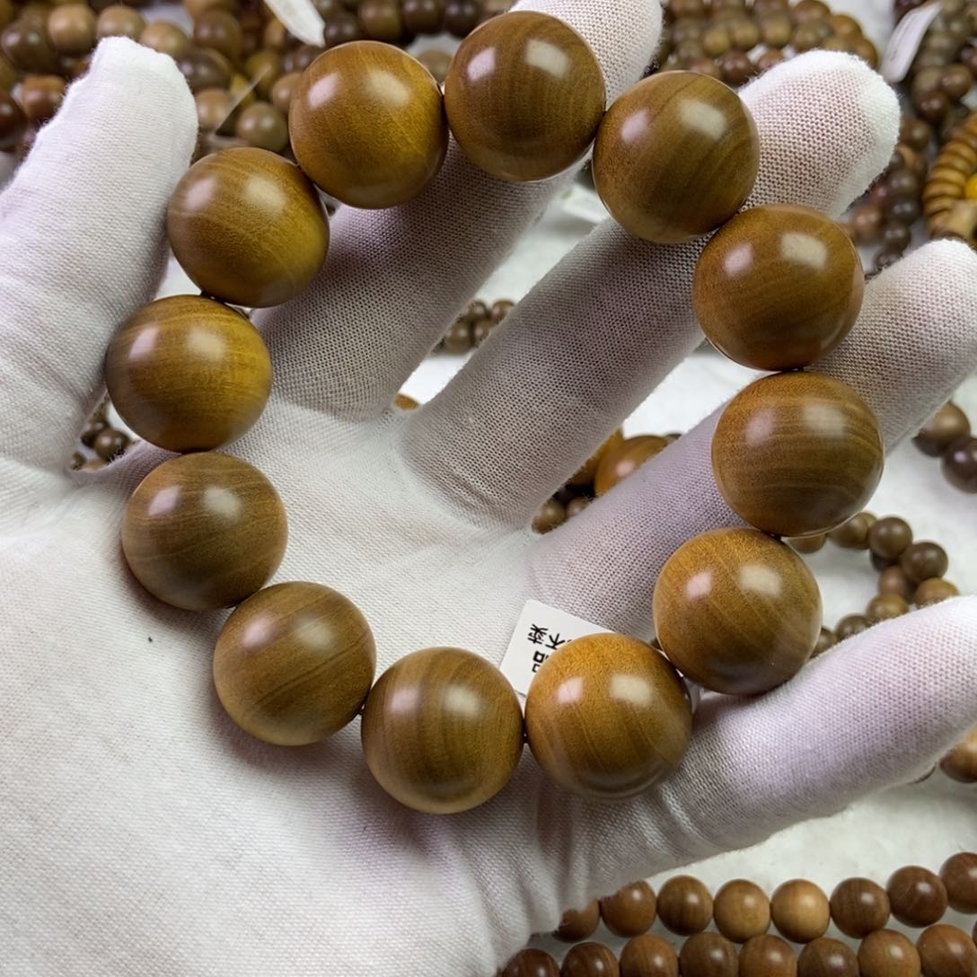 檀香木手串/手链R****t手串