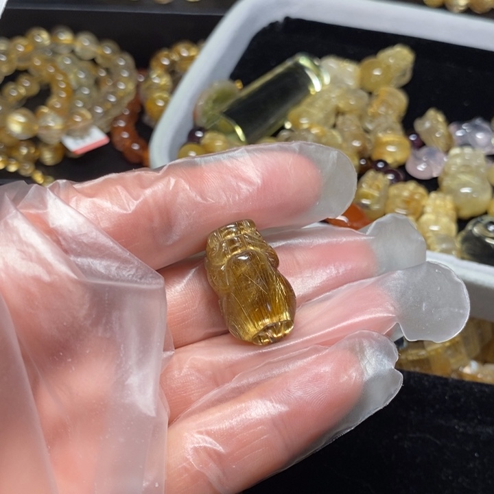 雪***啡未镶嵌水晶手链天然钛晶貔貅