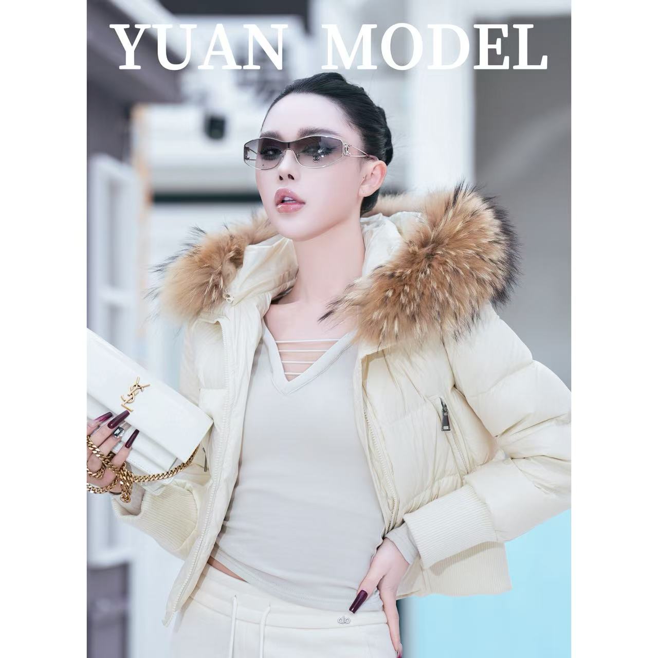 YUAN MODEL/-媛老板-【小蛮腰】时装气质大毛领羽绒服外套 110619