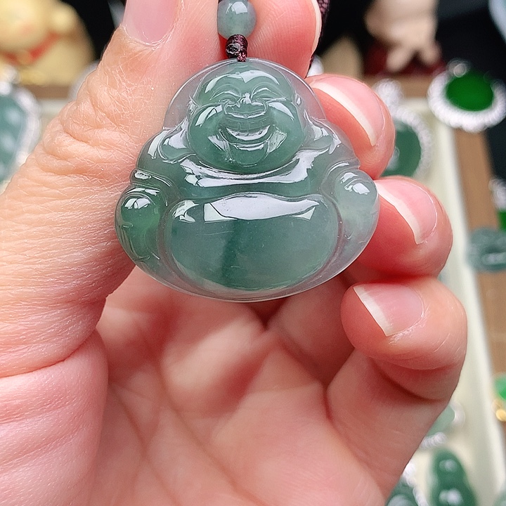 颈饰未镶嵌翡翠吊坠