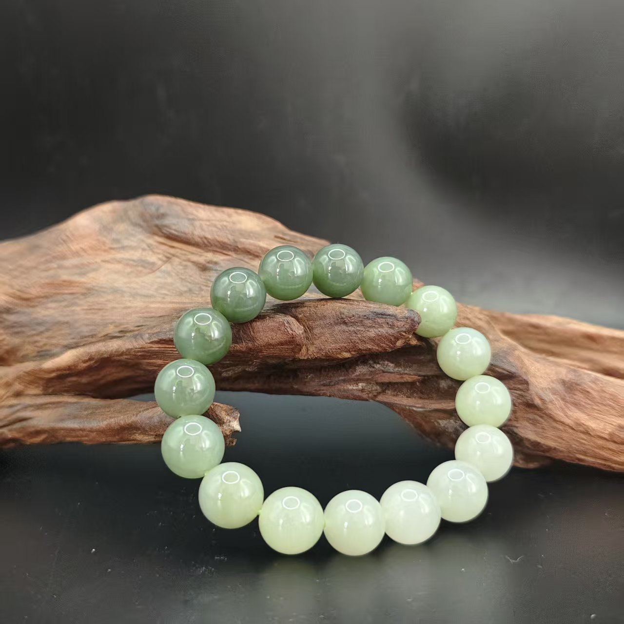 Z和田玉渐变圆珠手串卡十一（3123）