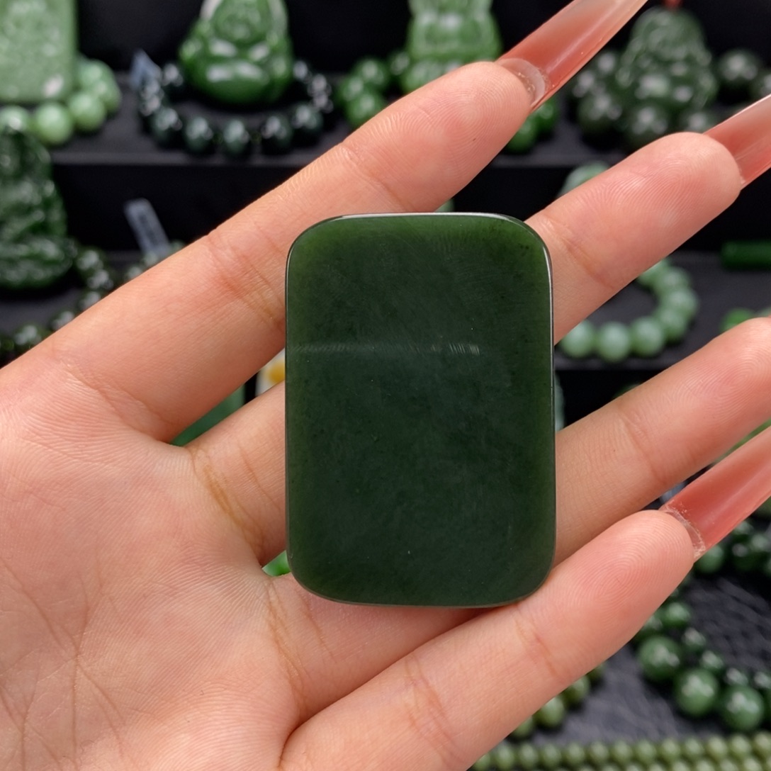 和田玉未镶嵌珠宝奇石