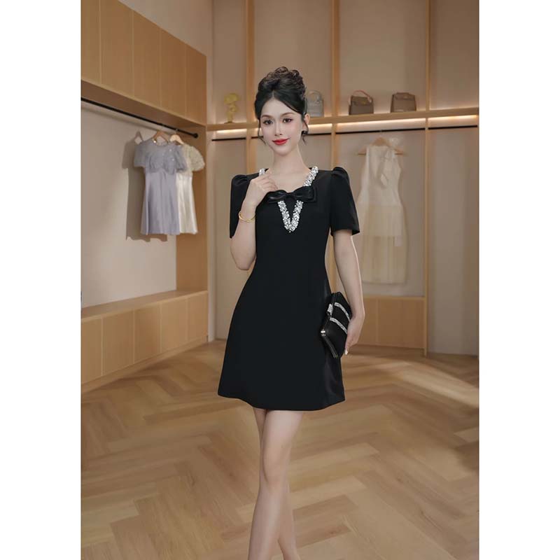 【悠姐】款时尚轻奢法式名媛风气质修身连衣裙D2183