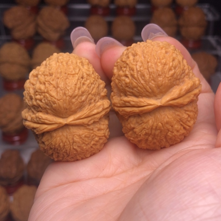 文玩核桃吊坠14麒麟元宝