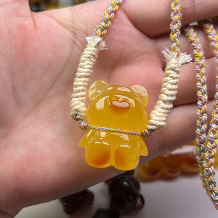 琥珀颈饰未镶嵌琥珀蜜蜡