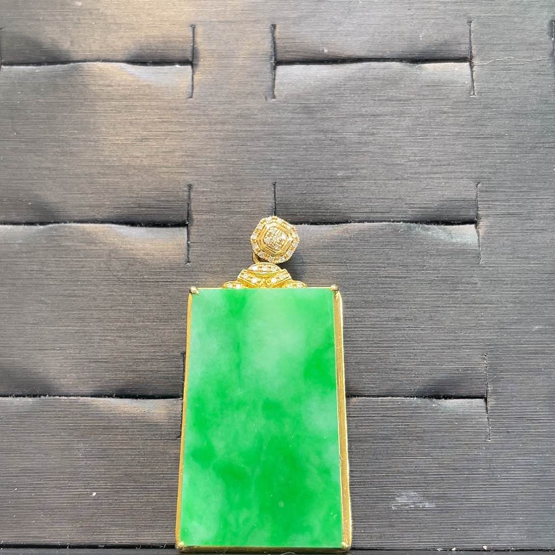 【闪购商品】翡翠挂件18K金镶嵌天然翡翠