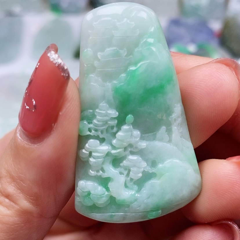 【闪购商品】翡翠颈饰未镶嵌天然翡翠A货阳绿山水牌