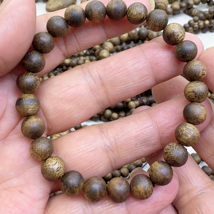 沉香沉香碎屑07高货老料4.1克