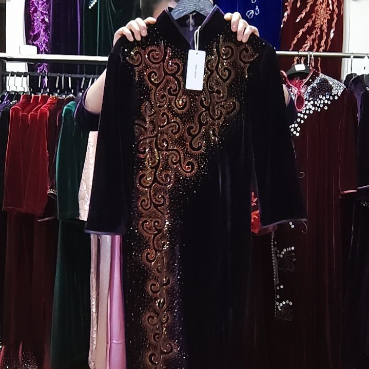 紫色金丝绒重工大长款旗袍xl115-125斤