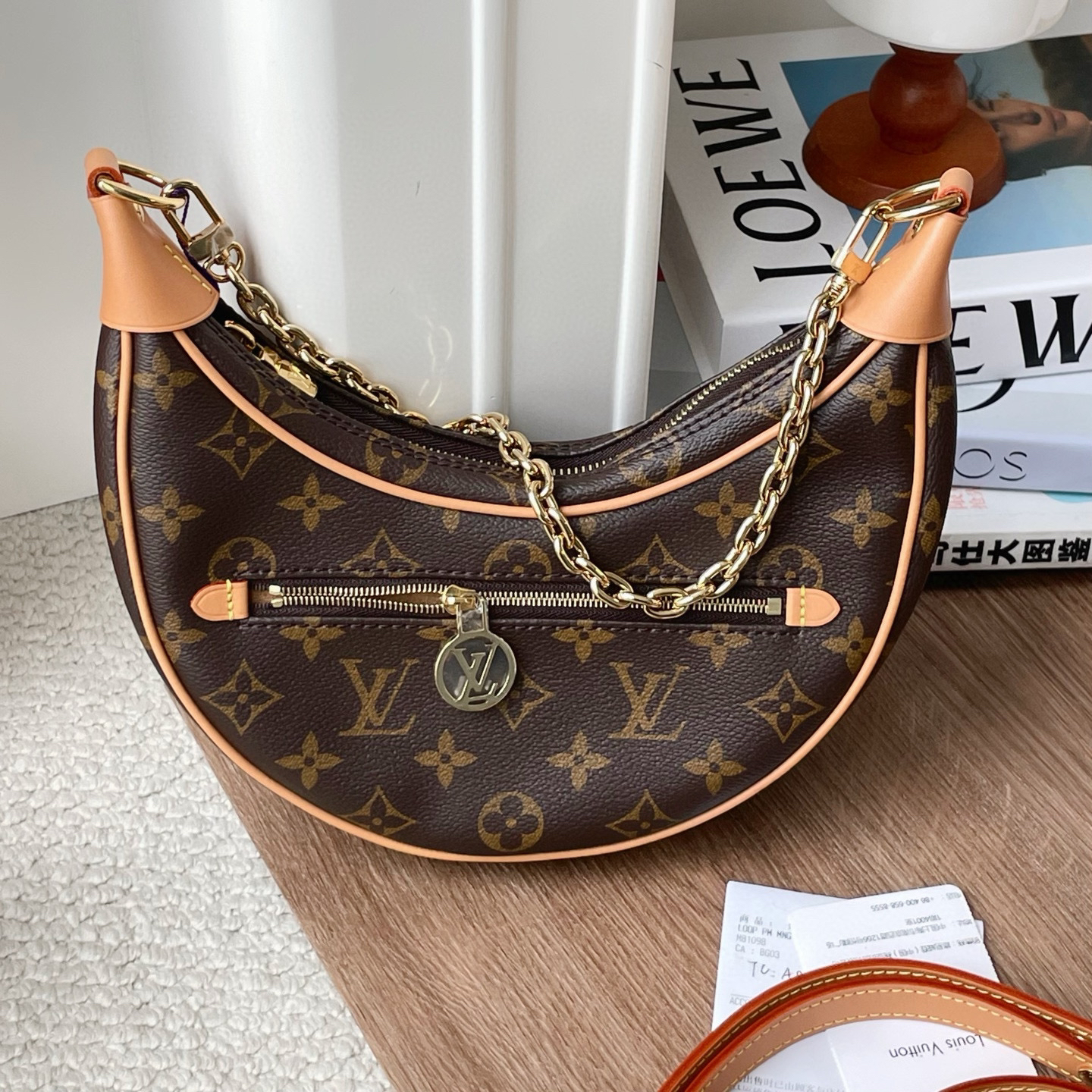 99新 LouisVuitton/路易威登 loop小月亮单肩包 CG8-0329