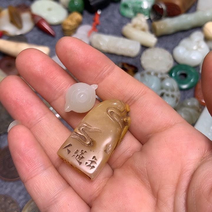 随***！小物件一个 小物件