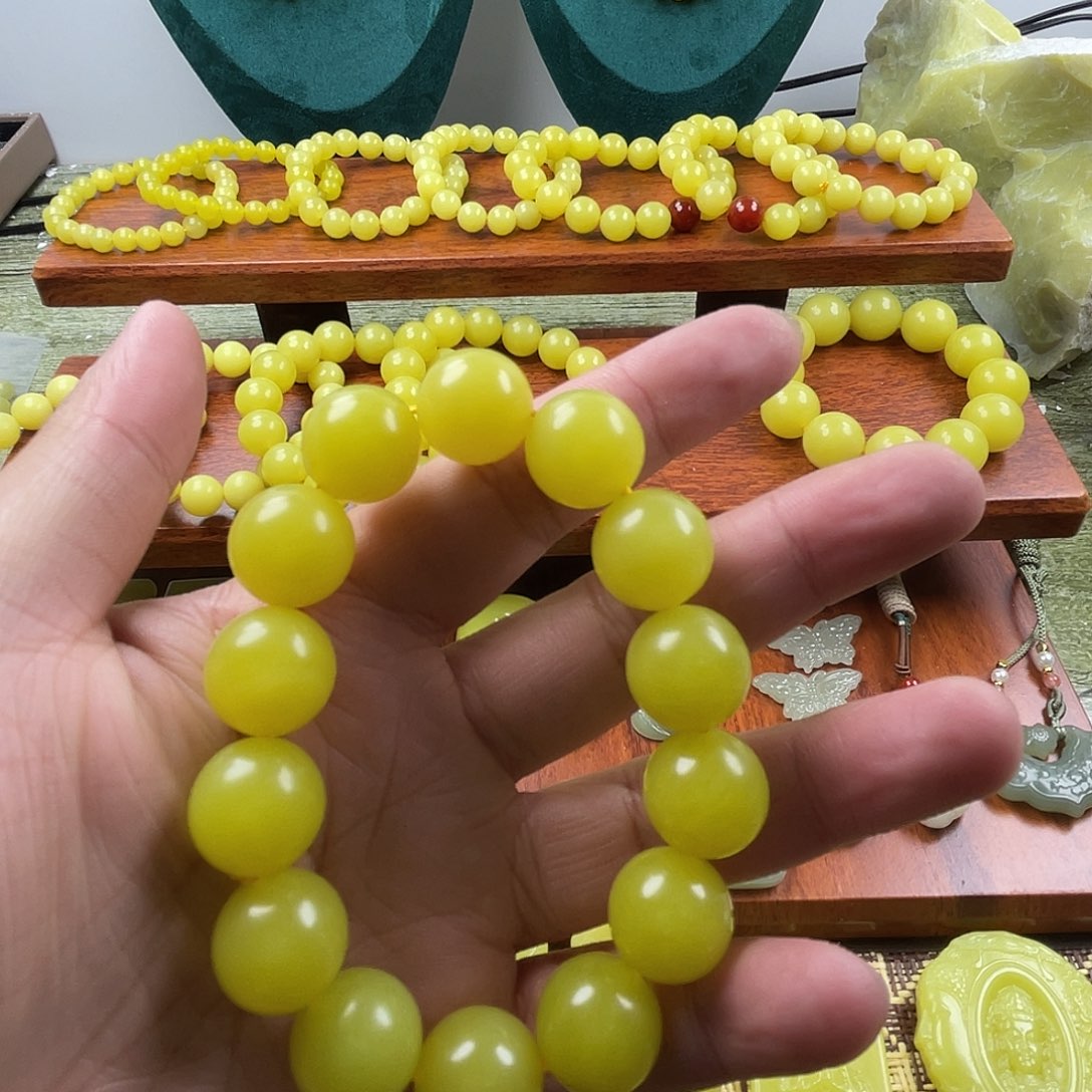 一***笑新疆若羌黄口16手串