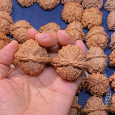 【闪购商品】吊坠文玩核桃锐****营白狮子43