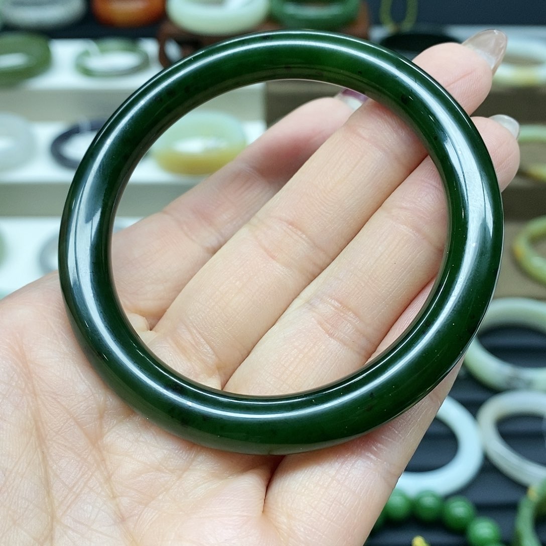 【闪购商品】和田玉（碧玉）手镯未镶嵌