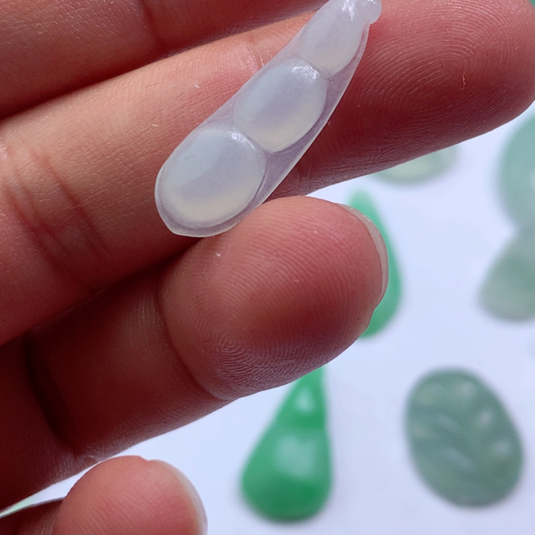 定制翡翠未镶嵌包工