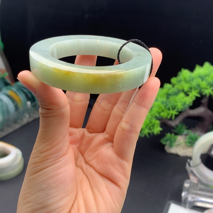 定制翡翠翡翠手镯未镶嵌