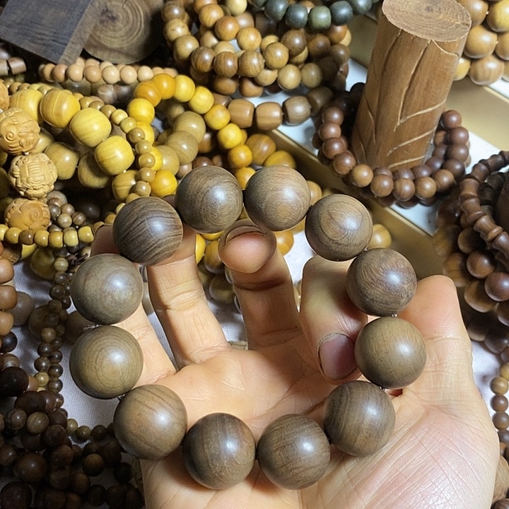 檀香木其他焦糖味的