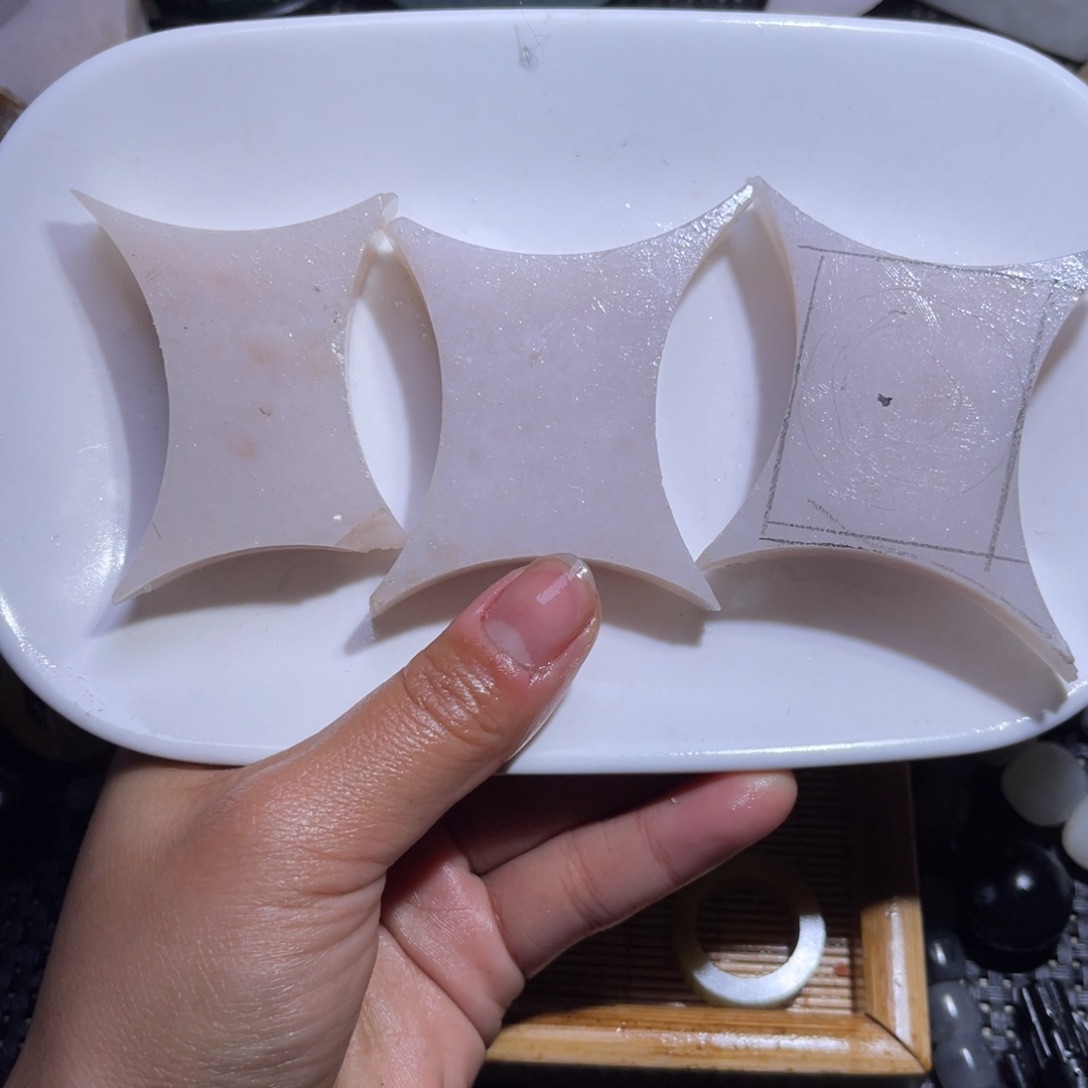 未镶嵌和田玉车挂