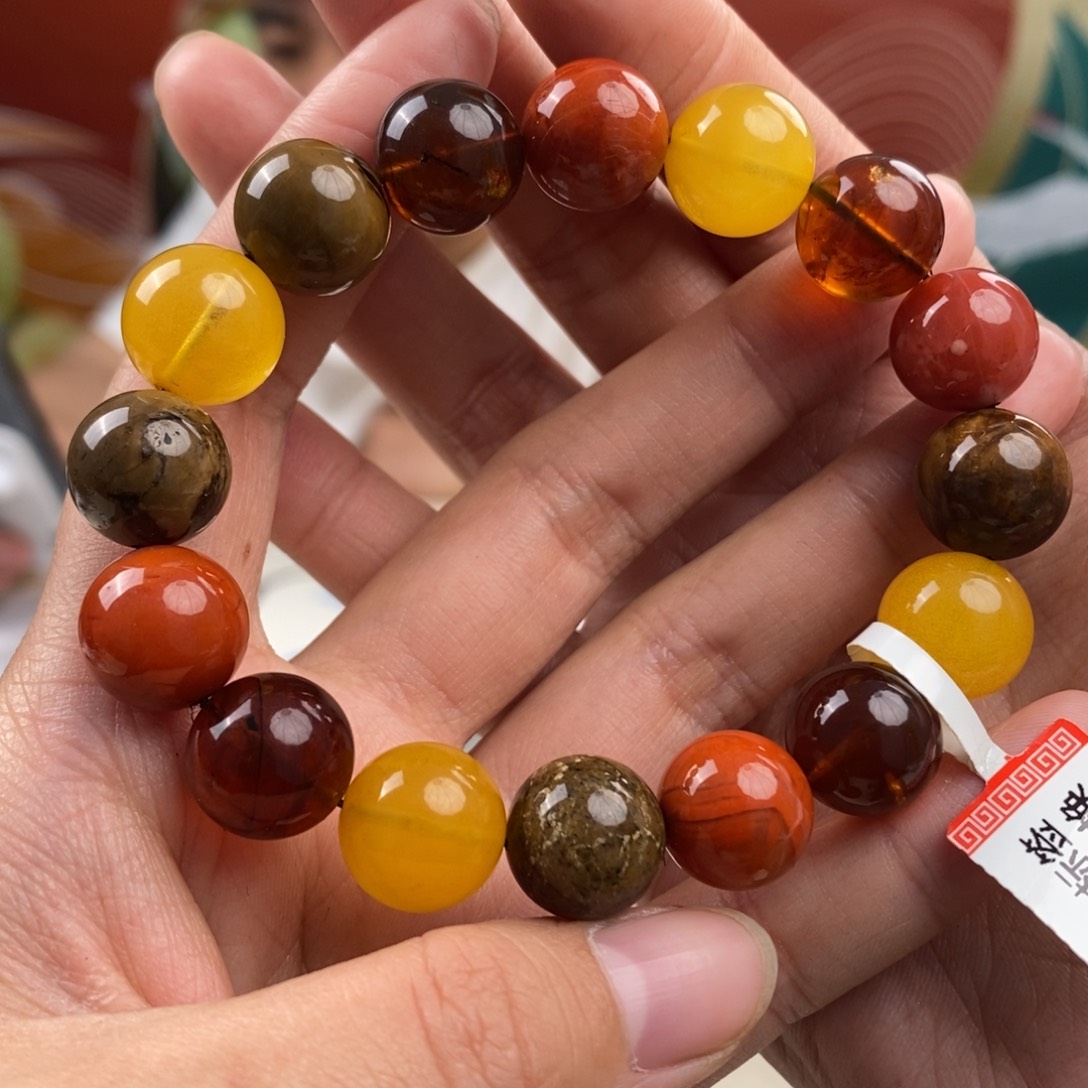 琥珀珠宝奇石未镶嵌