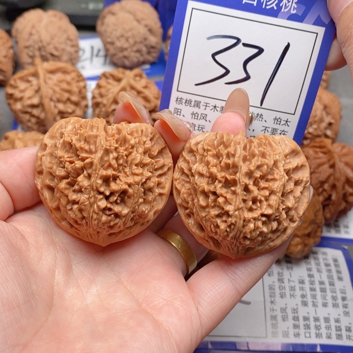 把件桃核43满天星331