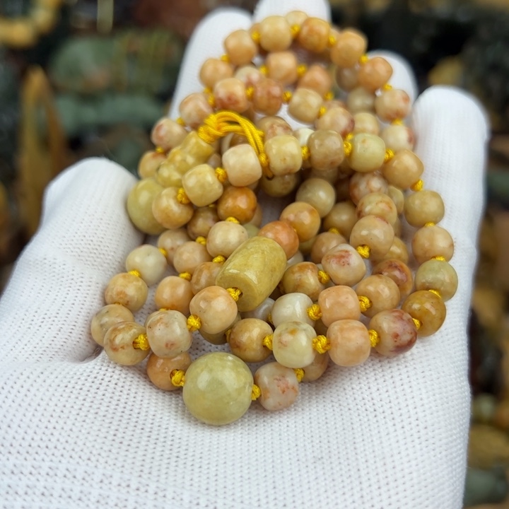 岫岩河磨玉（透闪石质玉）手串未镶嵌翩**音