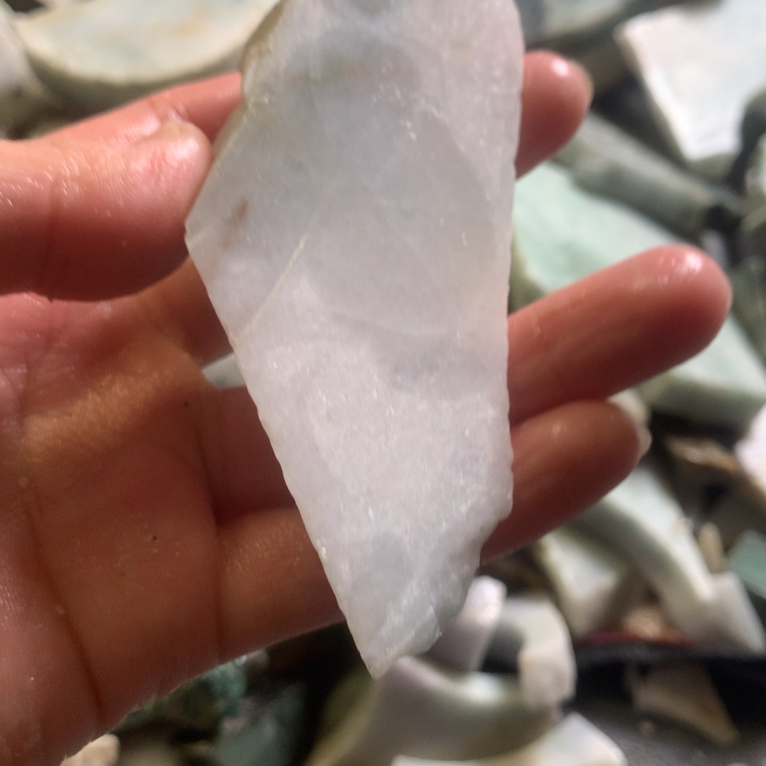 翡翠颈饰未镶嵌缅甸翡翠