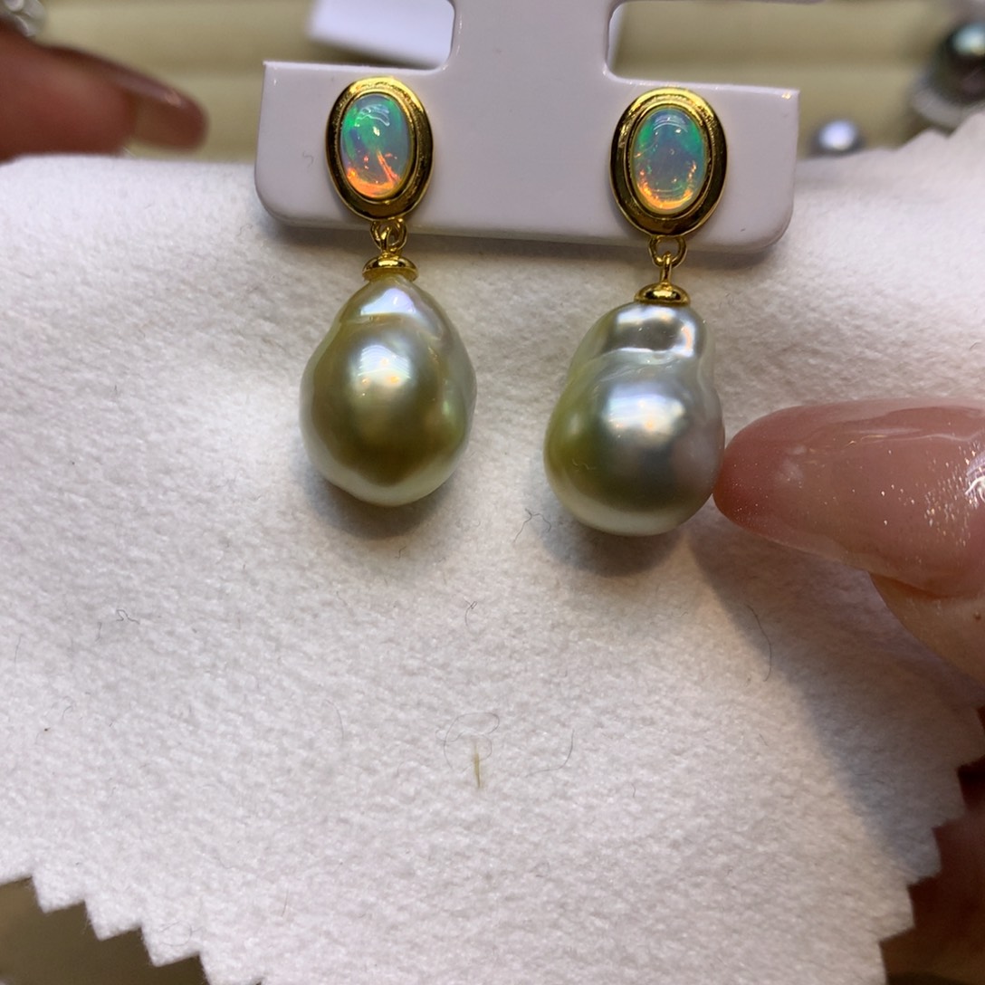 银S925镶嵌耳饰海水珍珠