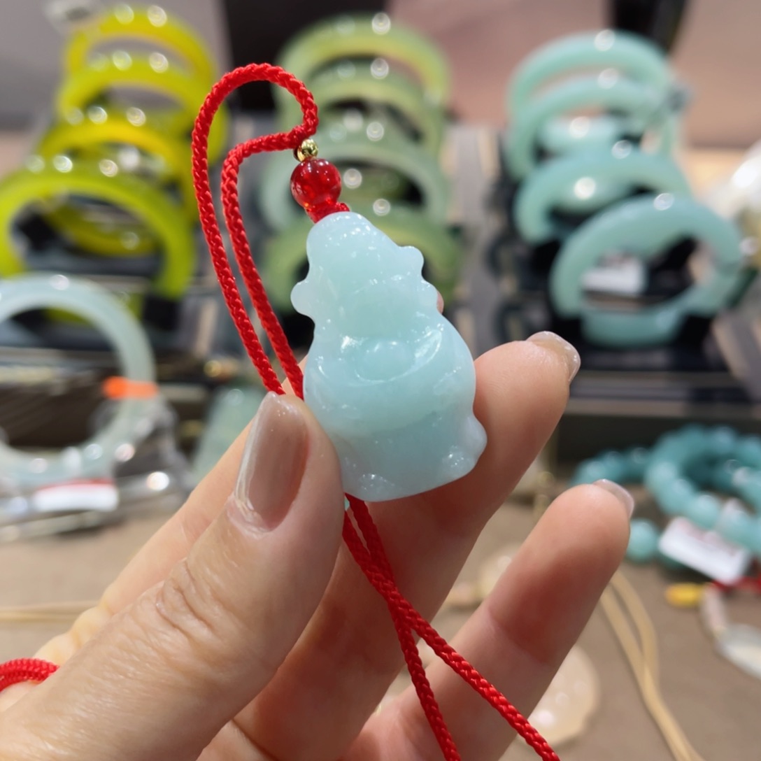 岫玉手镯未镶嵌手镯