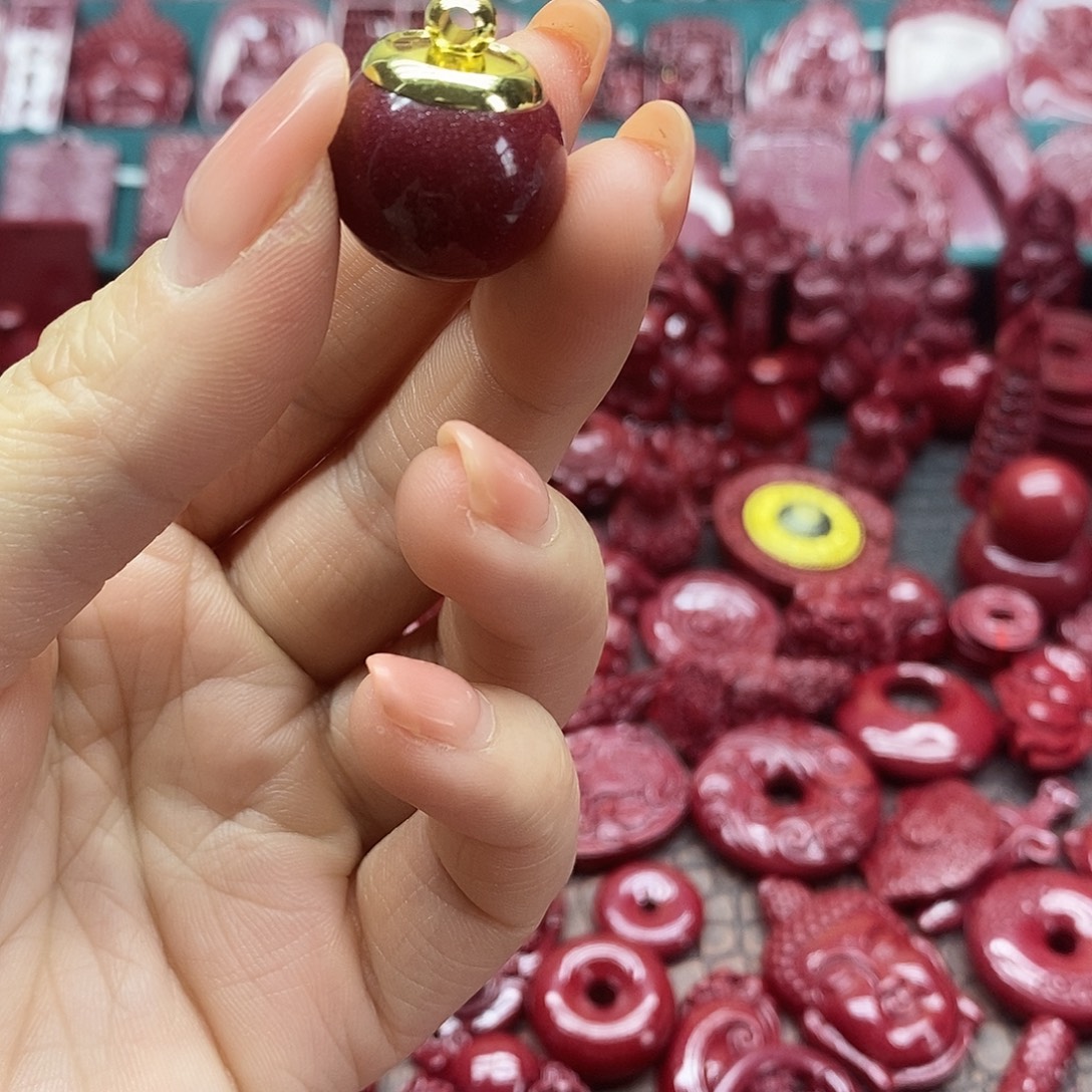 天然辰砂朱砂吊坠