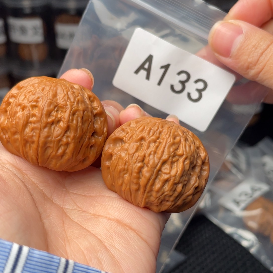 文玩核桃把件ღ****.40铁锤