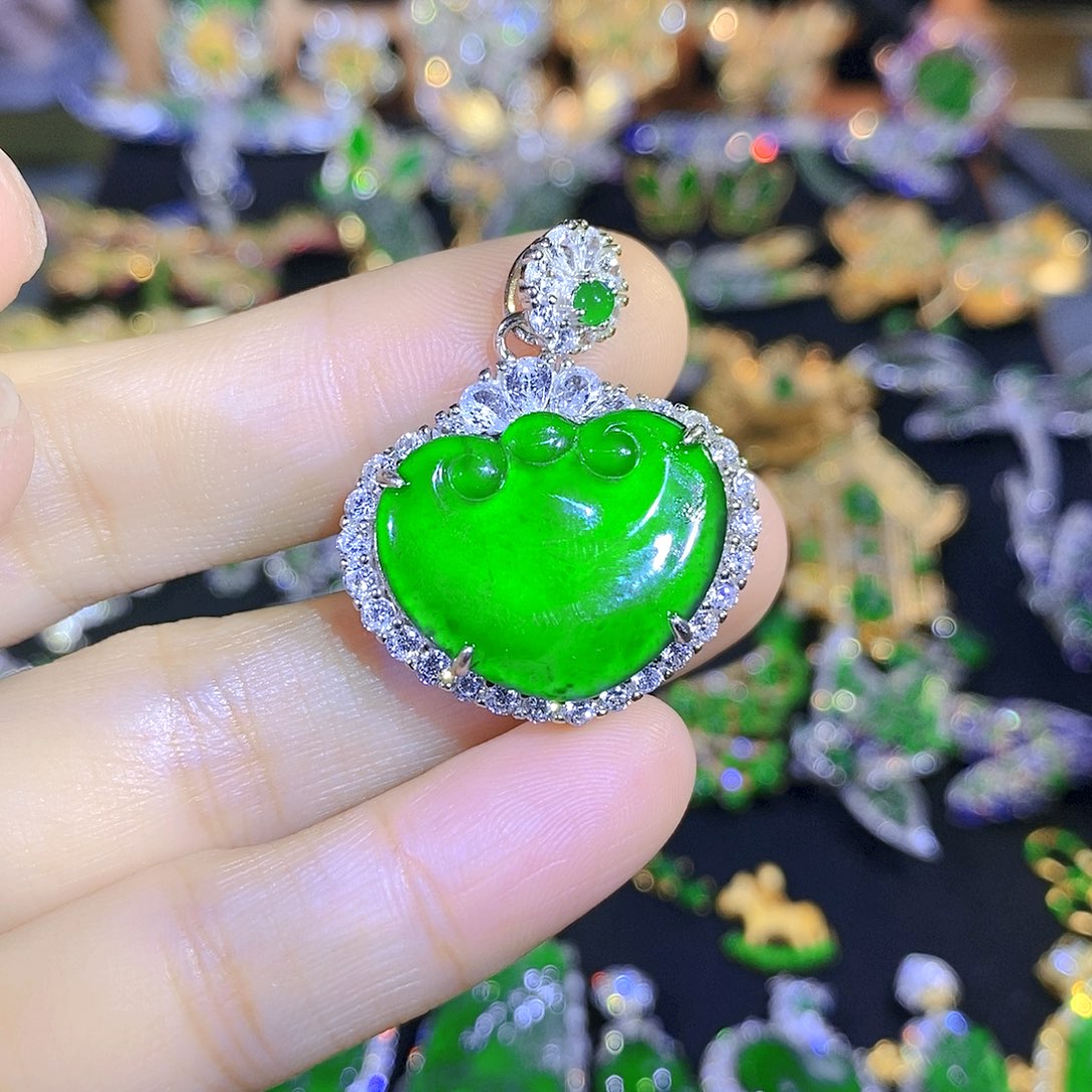 吊坠(不含链)银S925镶嵌翡翠