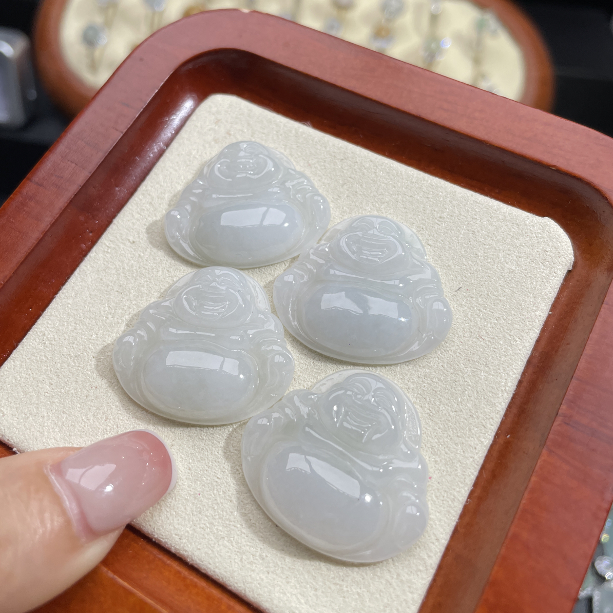 缅甸天然翡翠a货佛公