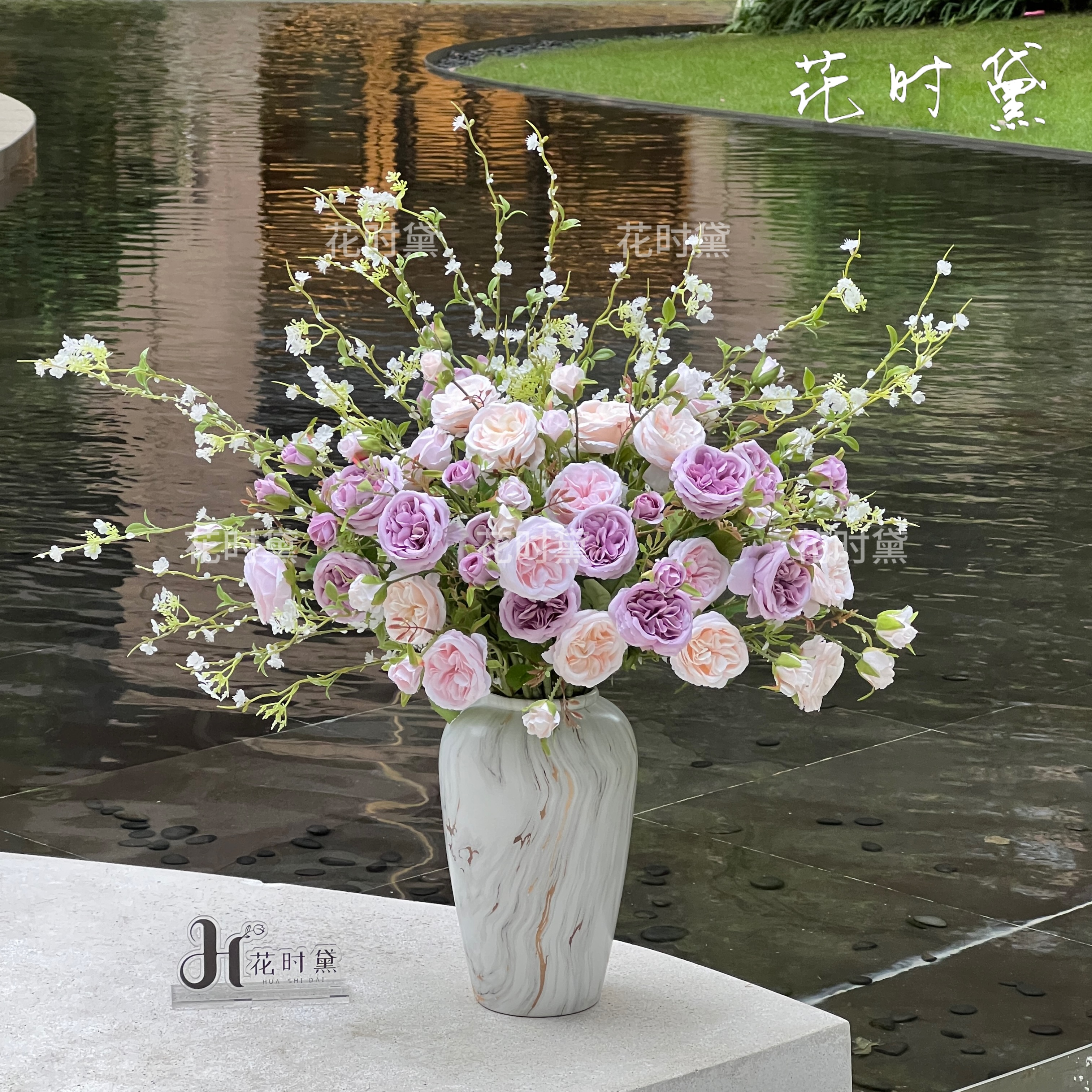 六头奥斯汀玫瑰搭配雪柳组合高品质仿真餐桌摆件